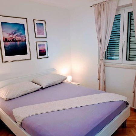 Apartman Nina Omiš Eksteriør billede