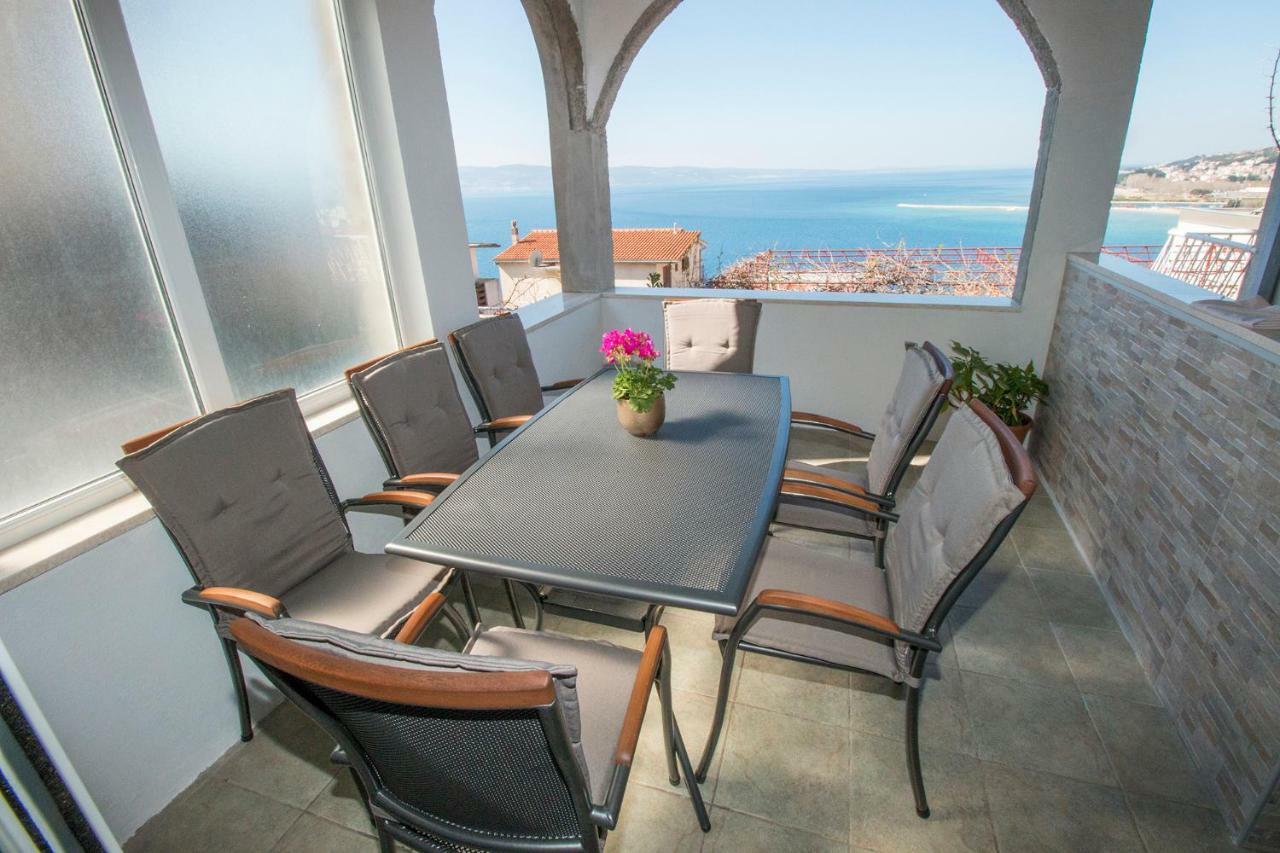 Apartman Nina Omiš Eksteriør billede